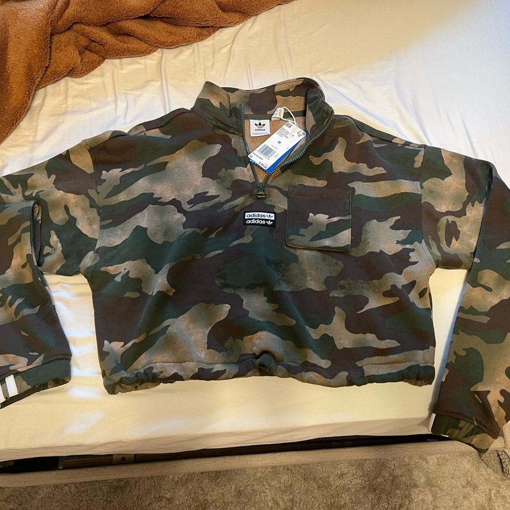Adidas camo cropped sweatshirt